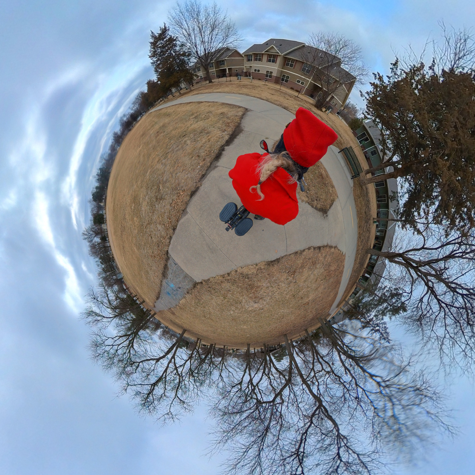 tiny planet insta360 effect makes a globe looking image